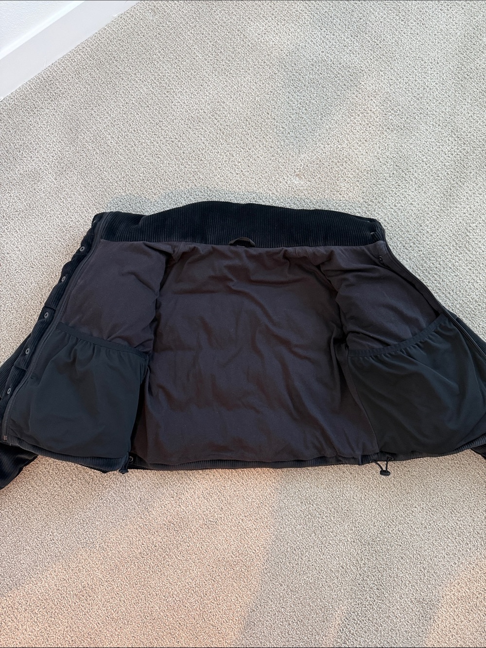 Alo Yoga Ribbed Velour Gold Rush Puffer - Picture 7 of 8
